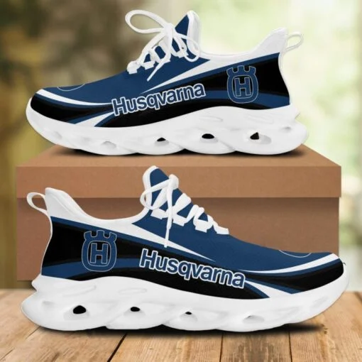 Husqvarna New Shoes max soul