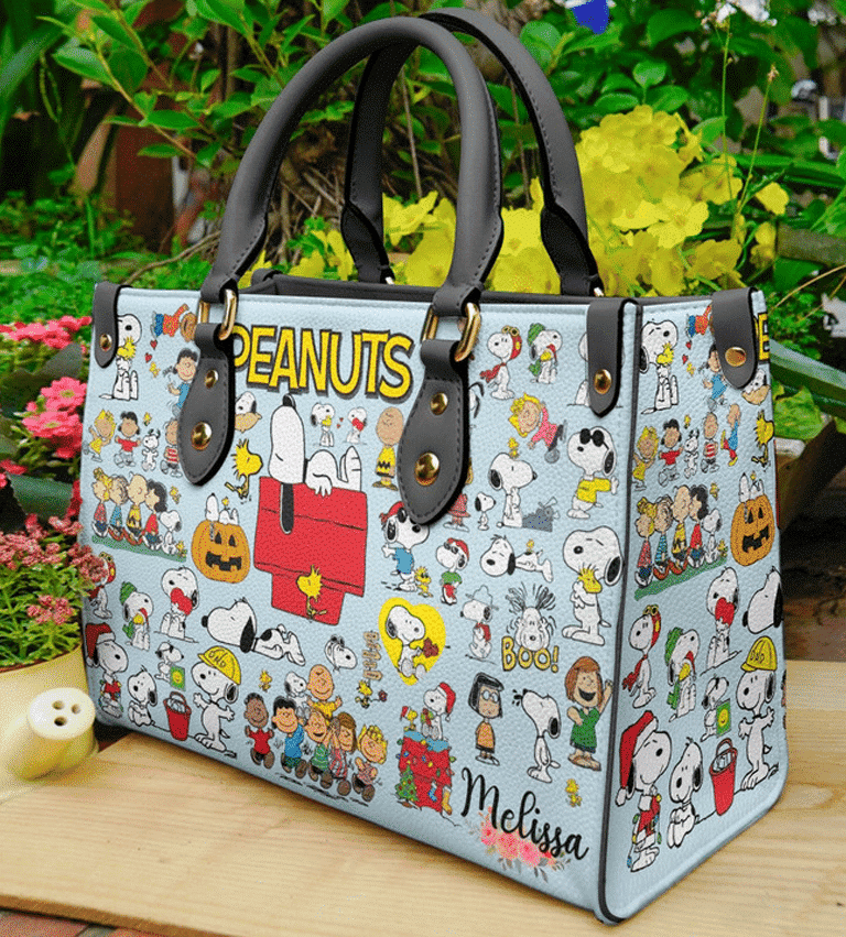 Snoopy love Leather Bag